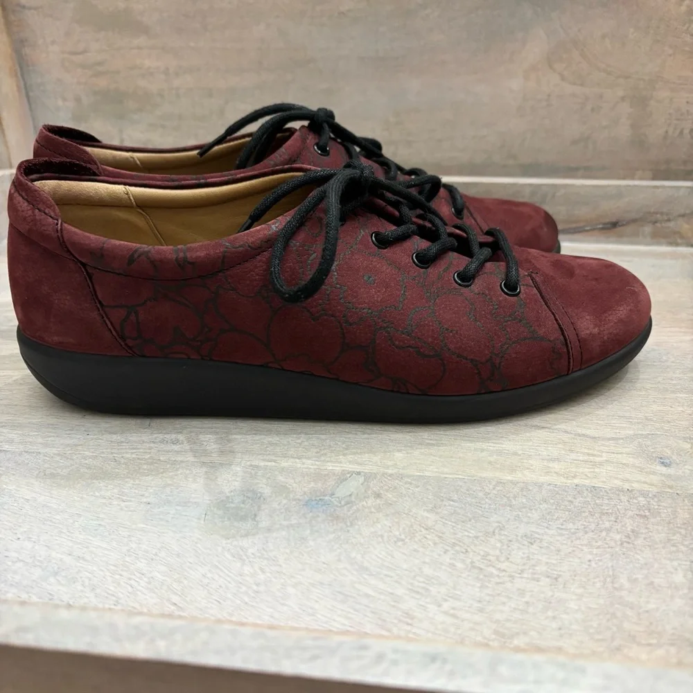 Hotter Dew lace-up shoes maroon print nubuck leather suade feeling sz‎ 8